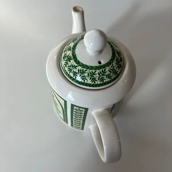 1990s Vintage Arthur Wood, England White Ceramic Teapot w/ Lid African Violets - Picture 5 of 7